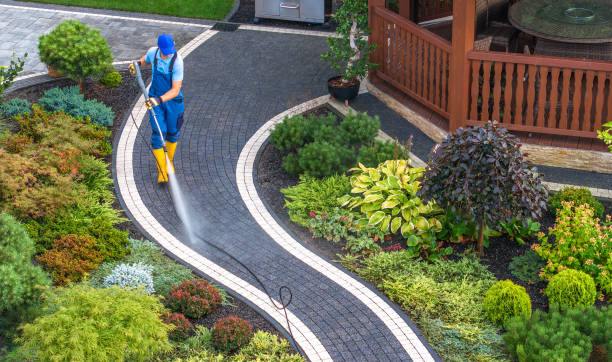 Best Deck Cleaning Services  in Sebastian, TX